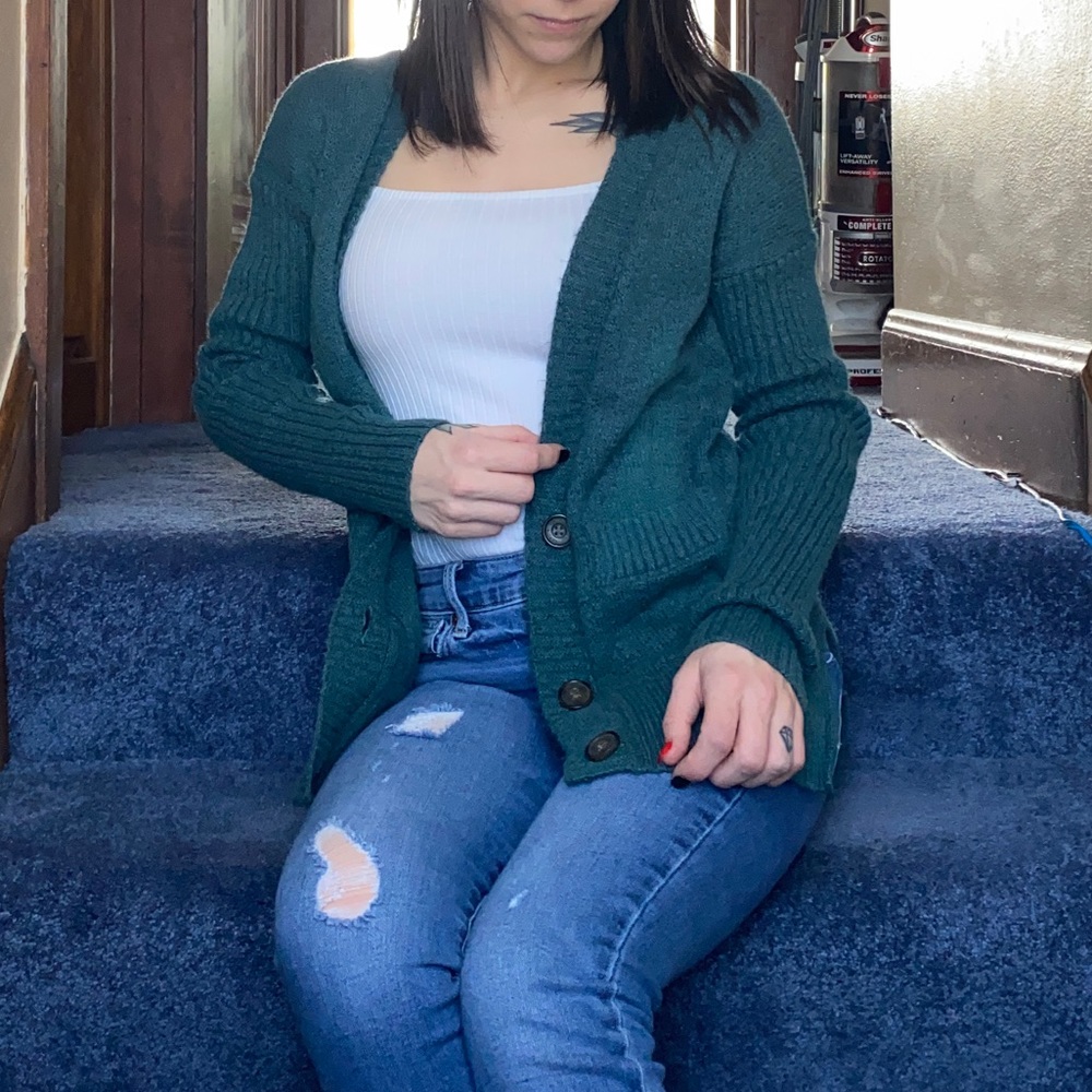 HOLLISTER cardigan 🍑